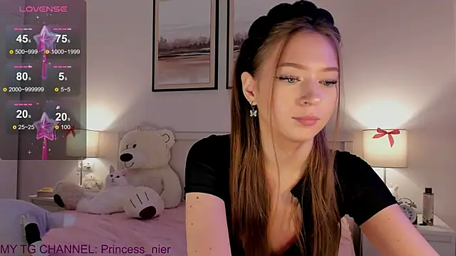 diana_nier's cam snapshot