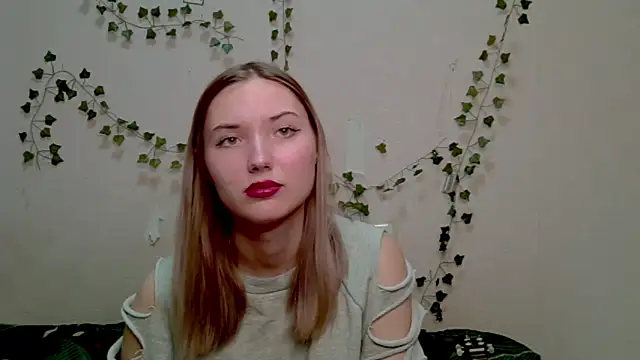 _kikiclark__'s cam snapshot