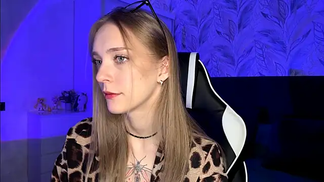 EvaPeace's cam snapshot