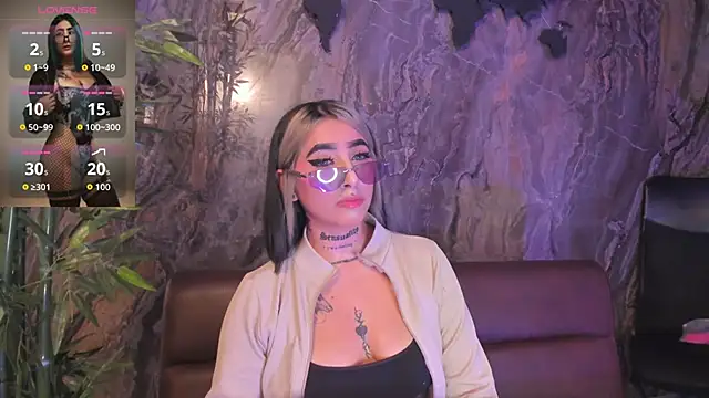 Alahia_Dangelo's cam snapshot