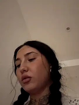 Coco-Love live sex cam