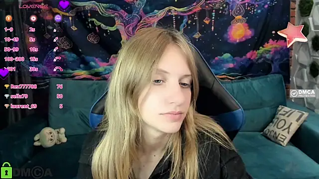 Olisa_fox's cam snapshot