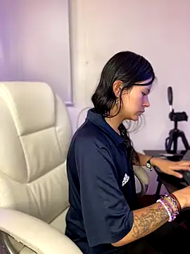 Ninfa_pink's cam snapshot