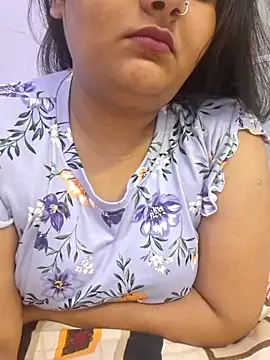 Saffroncutie's cam snapshot