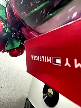 1Anya's cam snapshot