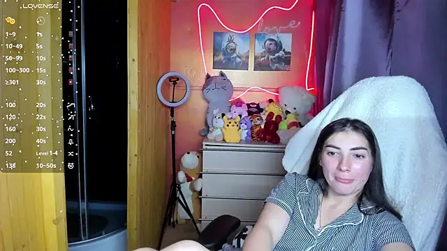 Fiery_Brunette_'s cam snapshot