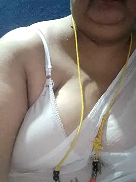 tamilthanushri's cam snapshot