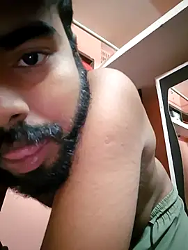 soniriyaa010101's cam snapshot