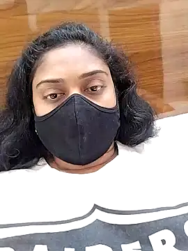 girl999's cam snapshot