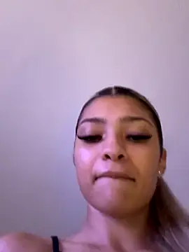 Honeyyyxo's cam snapshot