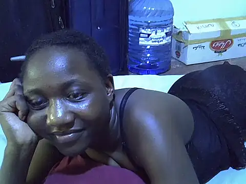 Adaline-Paris's cam snapshot