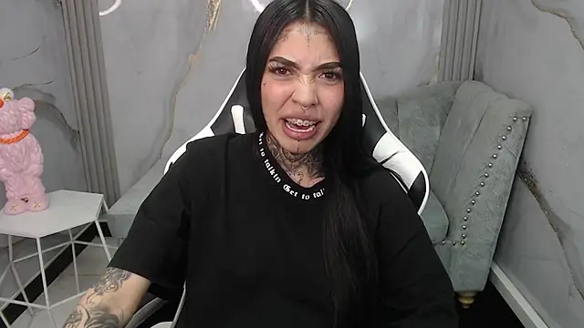 Ashley_Blum_v's cam snapshot