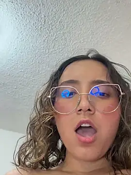 Kay_LustyWife live sex cam