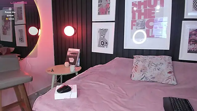 Kayla_stern_'s cam snapshot