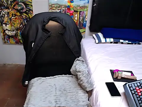 AfricanChinese's cam snapshot