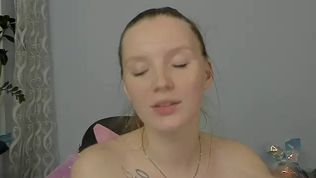 Mary_Blu's cam snapshot