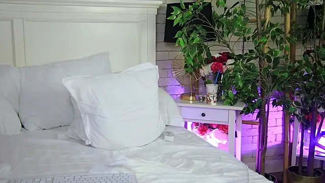 EmillyBronte's cam snapshot