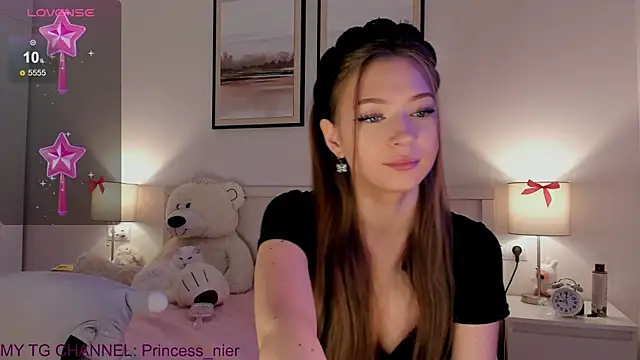 diana_nier's cam snapshot