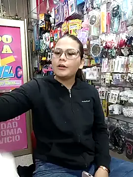 Vale_Saenzz's cam snapshot