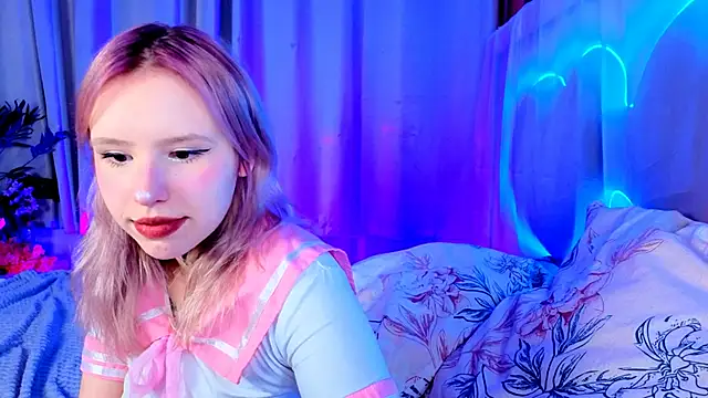 FaeRozellin's cam snapshot