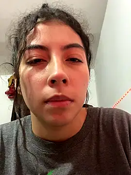 ShareeBax_'s cam snapshot