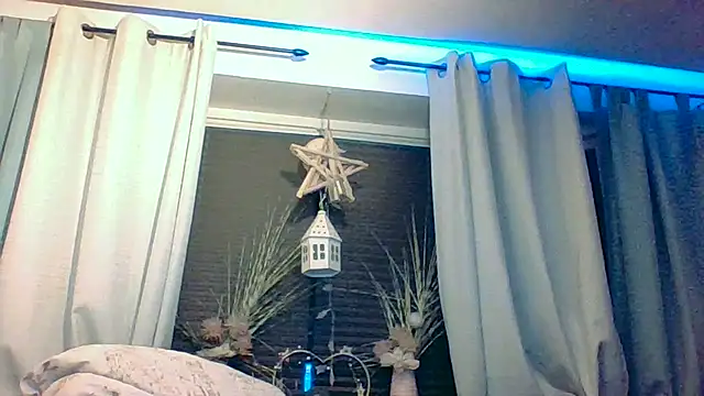 DevilsAngel13's cam snapshot