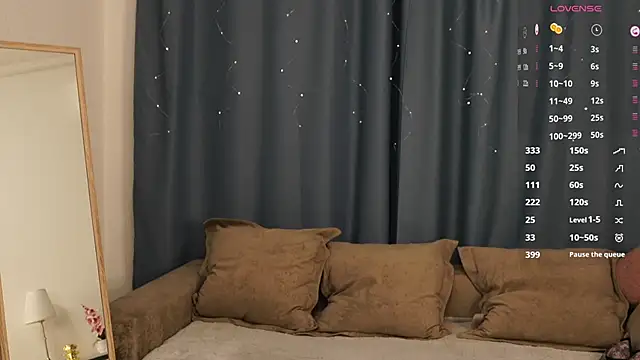 SelmaHosein's cam snapshot