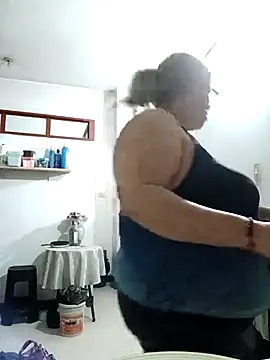 EllisW8's cam snapshot