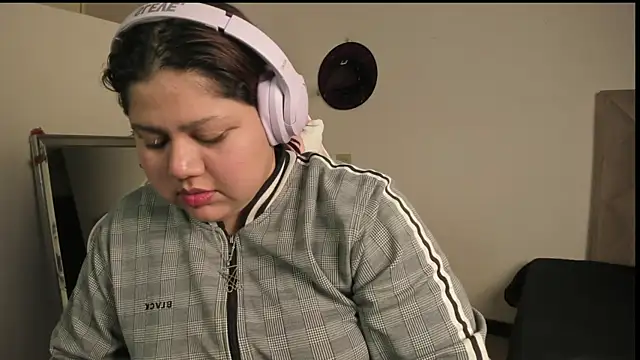 Paprika_'s cam snapshot