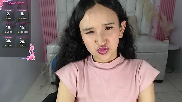 bella_vibess_s's cam snapshot