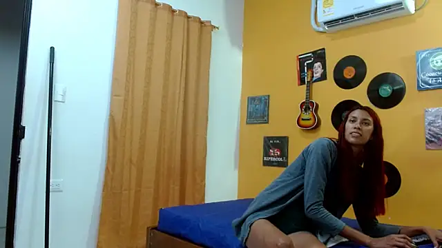 skinnyverus18's cam snapshot