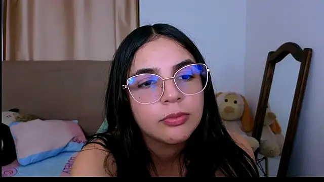 _elenna's cam snapshot