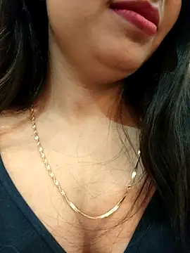 Maahhii_2's cam snapshot