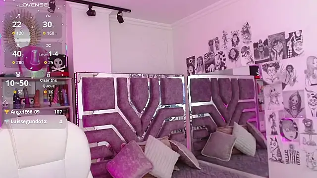 AliceWalker_11's cam snapshot