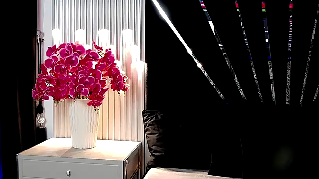 KenyaCruz's cam snapshot