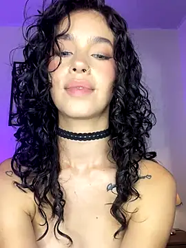 MarianaSnake's cam snapshot