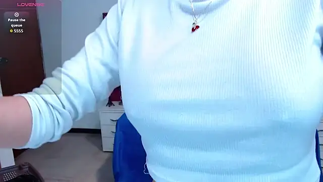 victoria_adams07's cam snapshot