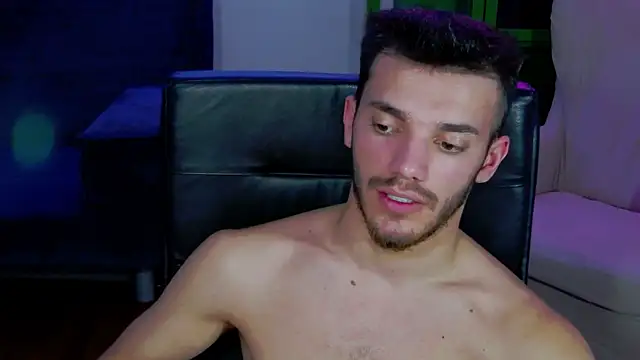 DominicValente's cam snapshot