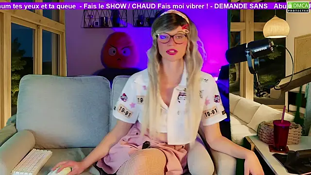 Kittychatte's cam snapshot