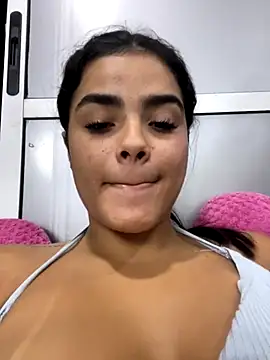 Kaily_Sweet16's cam snapshot