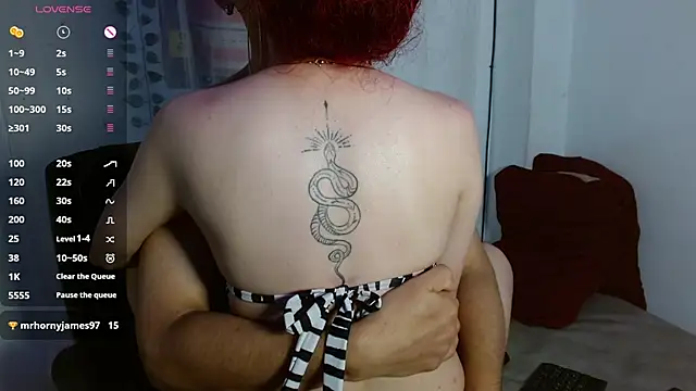 Luna-Naughty's cam snapshot