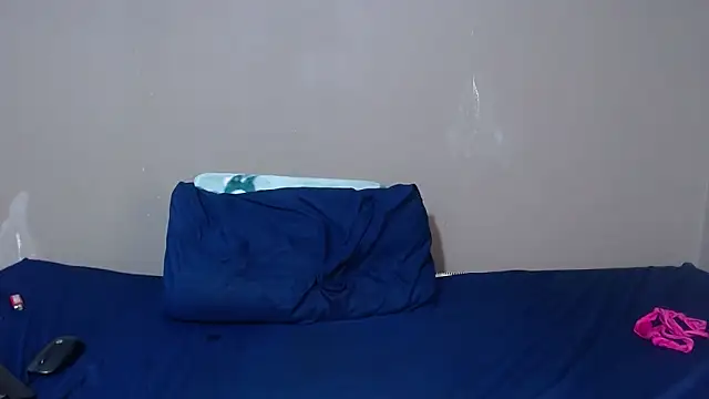 NUBIANNAWTY02's cam snapshot