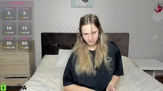 blondy_rina's cam snapshot