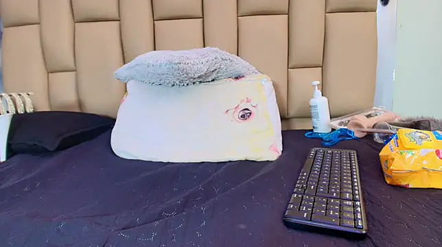 hannah_teehn's cam snapshot