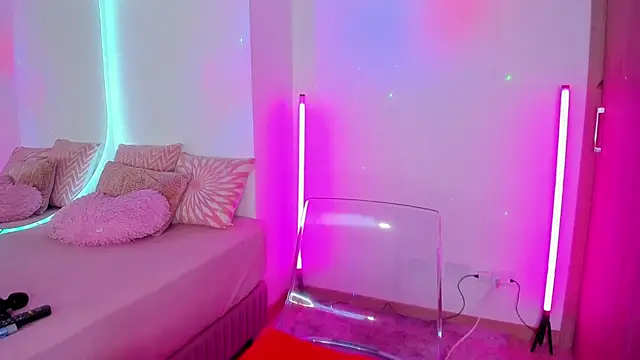 carolalenn_'s cam snapshot