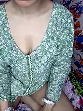 Curvy_Mahima's cam snapshot