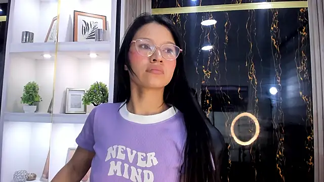 Sophie_Calloway's cam snapshot