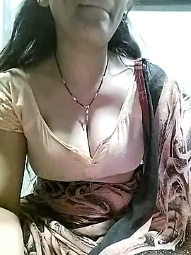 Hottestgirll's cam snapshot