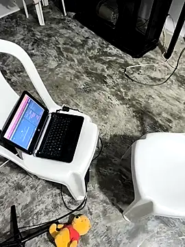 giannis090's cam snapshot