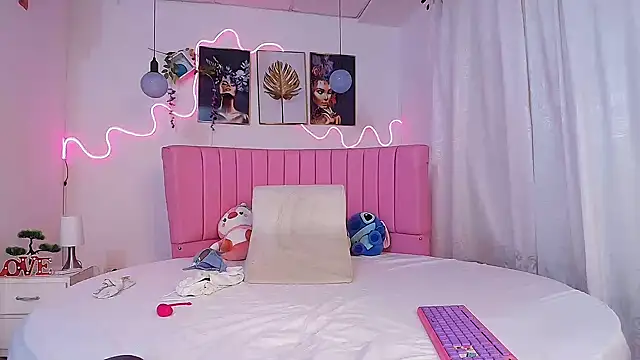 Azul_horney's cam snapshot